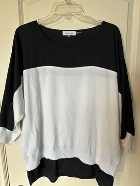 Calvin Klein Black and White Colorblock Pullover, XL